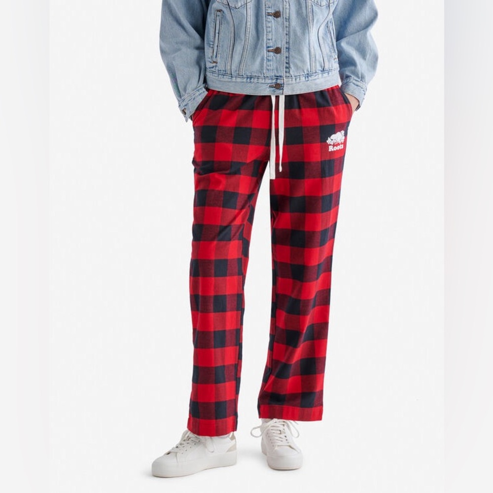 Roots Inglenook Summer Lounge Pant in red plaid